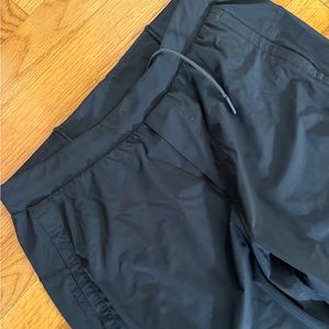 Lululemon Men’s jogger pants